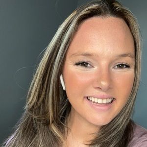 Meet your Posher, Lilly